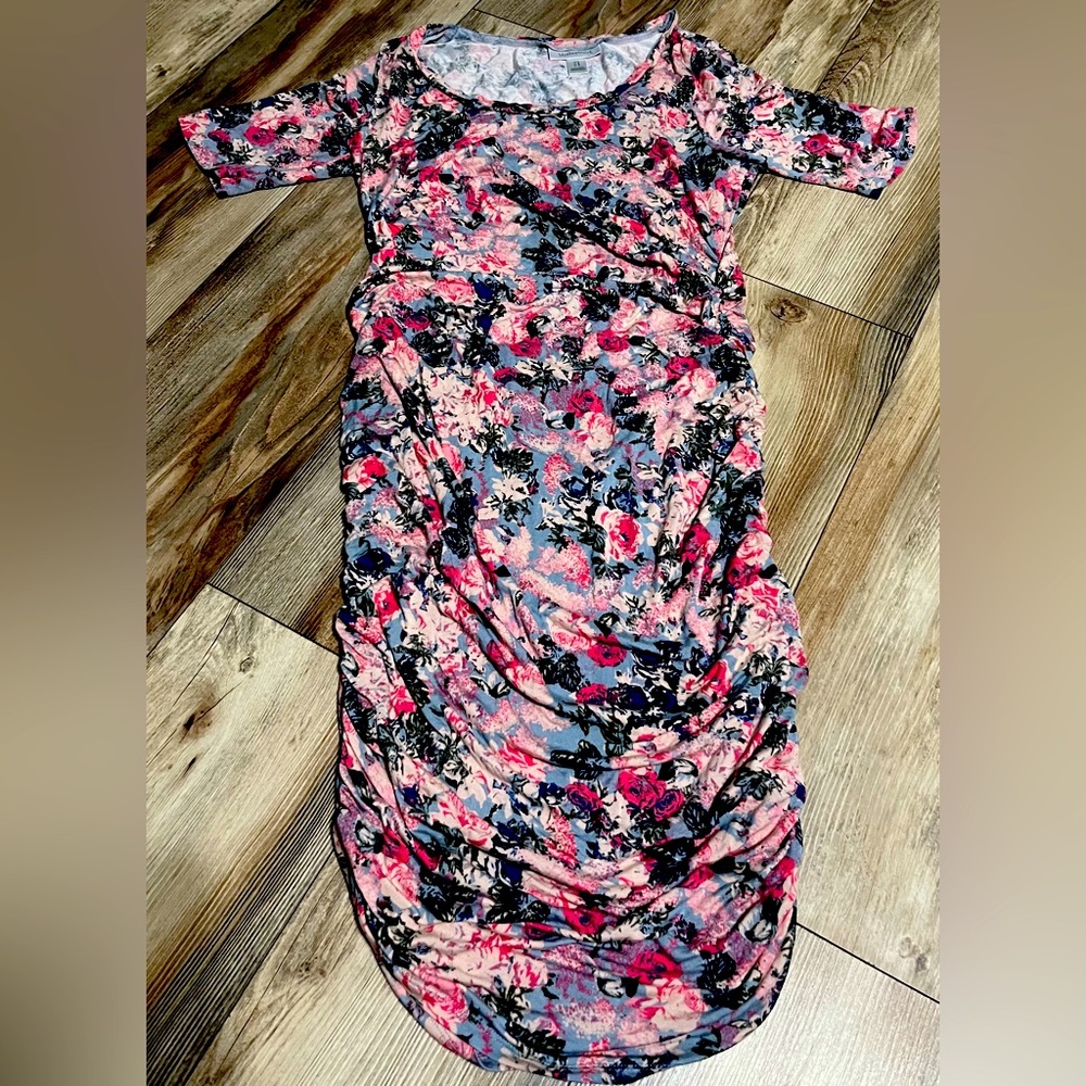 Motherhood maternity floral dress 💐🌷